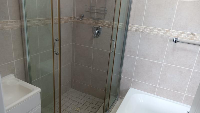 2 Bedroom Property for Sale in Reebok Western Cape